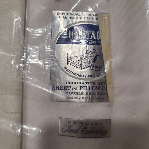 Heritage Sheet & Pillowcase Set - Picture 4 of 7